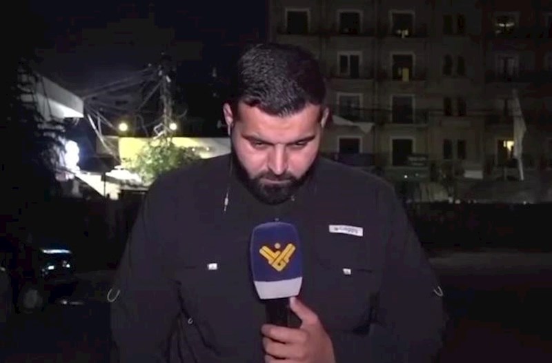 İsrailin hava zərbəsi reportaj hazırlayan jurnalistin yanına düşdü – Anbaan video